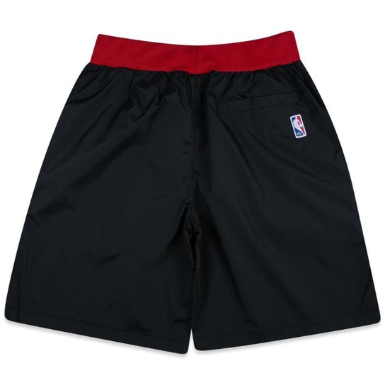 Bermuda New Era NBA Chicago Bulls Core Performance Masculina