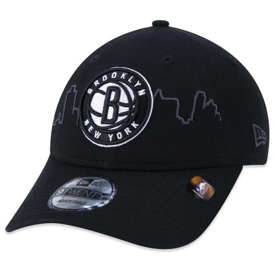 BONE 9TWENTY BROOKLYN NETS TIP-OFF ABA CURVA ABA CURVA STRAPBACK PRETO NEW ERA
