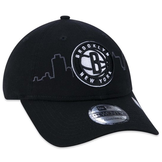 BONE 9TWENTY BROOKLYN NETS TIP-OFF ABA CURVA ABA CURVA STRAPBACK PRETO NEW ERA
