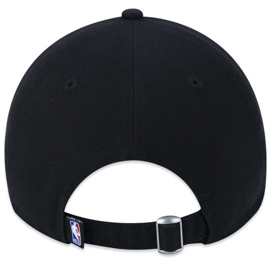 BONE 9TWENTY BROOKLYN NETS TIP-OFF ABA CURVA ABA CURVA STRAPBACK PRETO NEW ERA