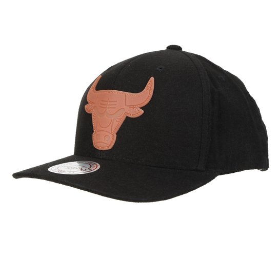 Boné Mitchell & Ness NBA Chicago Bulls Gum Aba Curva - Preto