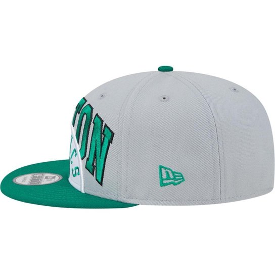 Boné New Era NBA Boston Celtics Tip-off Aba Reta Fechado 9FIFTY 2023