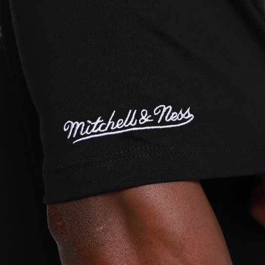 Camiseta NBA Mitchell & Ness Trad Cards Masculina