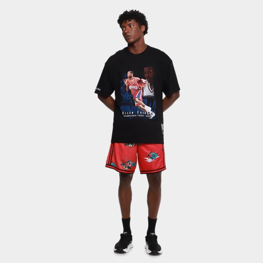 Camiseta NBA Mitchell & Ness Trad Cards Masculina