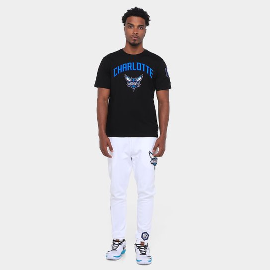 Camiseta Pro Standard Charlotte Hornets Classic Bristle Masculina
