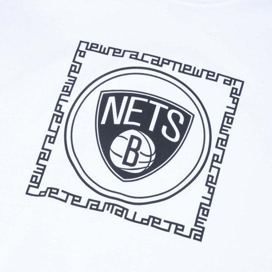CAMISETA REGULAR NBA BROOKLYN NETS OLD CULTURE MANGA CURTA BRANCO NEW ERA