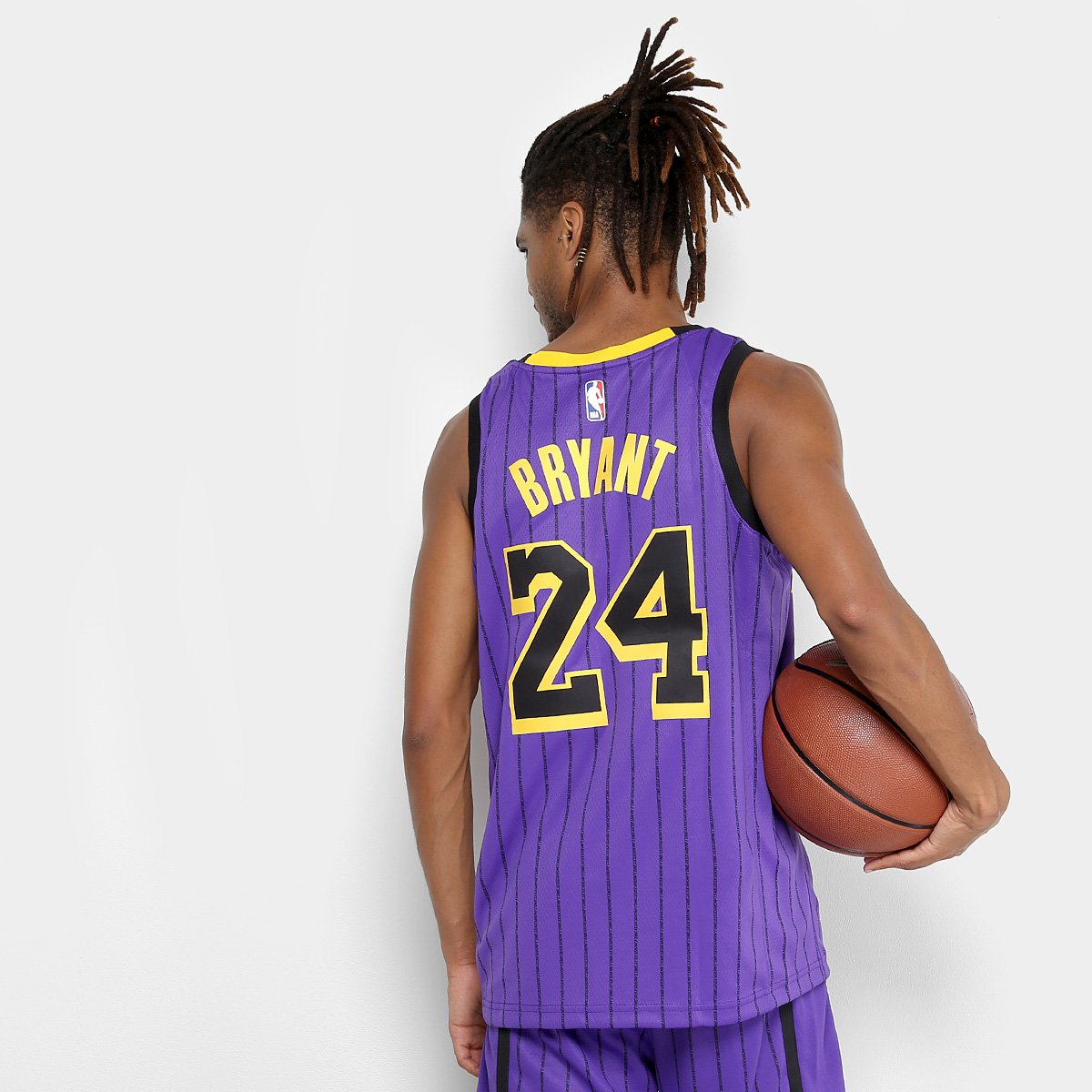 Kobe Bryant Purple Lakers Jersey : Mitchell & Ness NBA LA Lakers Kobe Bryant #24 Jersey purple