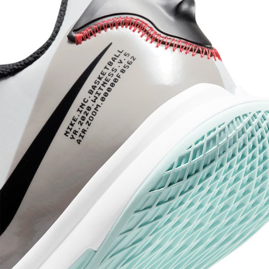 Tênis Nike Lebron Witness V