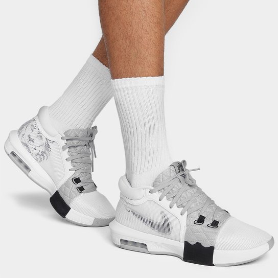 Tênis Nike NBA Lebron Witness VIII Masculino